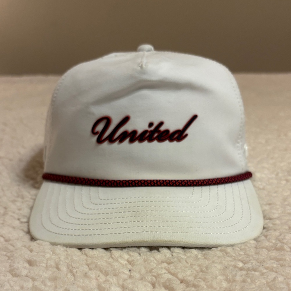 Melin Coronado Hydro Classic size White Cap with Red 'United' logo